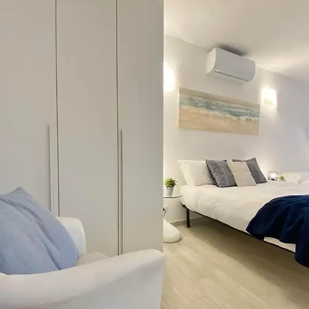 Casa Rosa Rapallo, Peaceful Multiple Surrounded By Greenery With Free Parking, Wifi & Air Conditioning, Welcome Kit Priority With Prosecco *