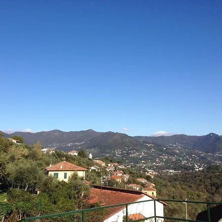 Casa Rosa Rapallo, Peaceful Multiple Surrounded By Greenery With Free Parking, Wifi & Air Conditioning, Welcome Kit Priority With Prosecco شقة