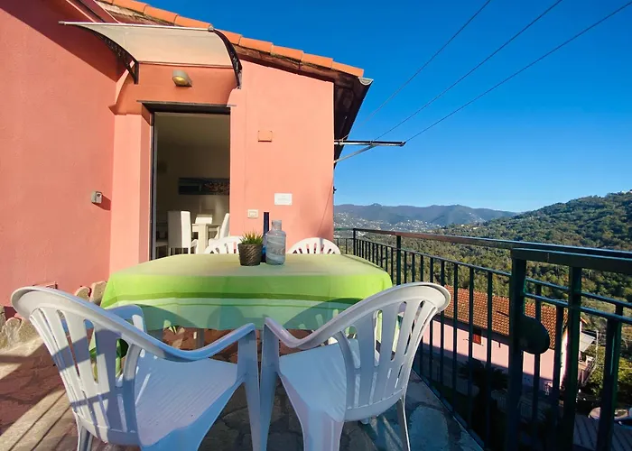 Casa Rosa, * Ραπάλο