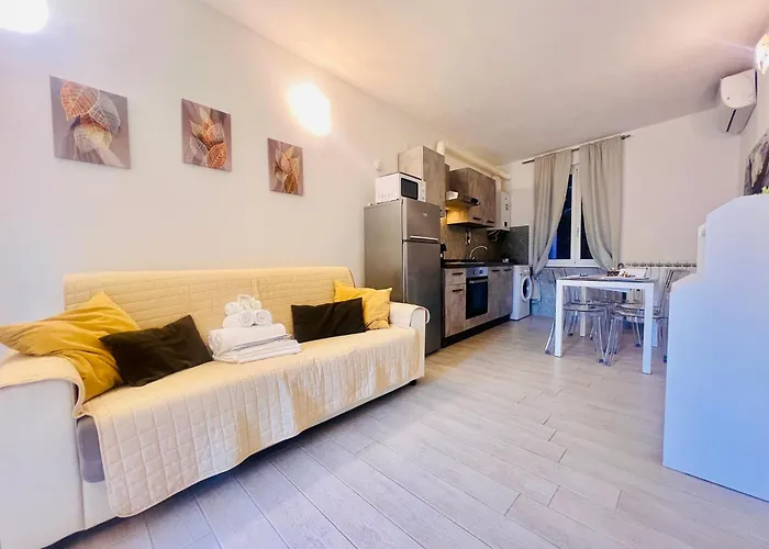 Casa Rosa, * Ραπάλο