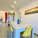 アパート Casa Rosa, ラッパロ