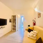 アパート Casa Rosa, ラッパロ