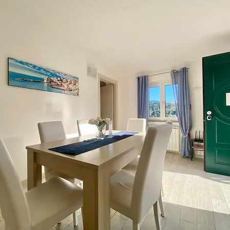 Casa Rosa, Peaceful Surrounded By Greenery With Free Parking, Wifi & Air Conditioning Apartment Rapallo