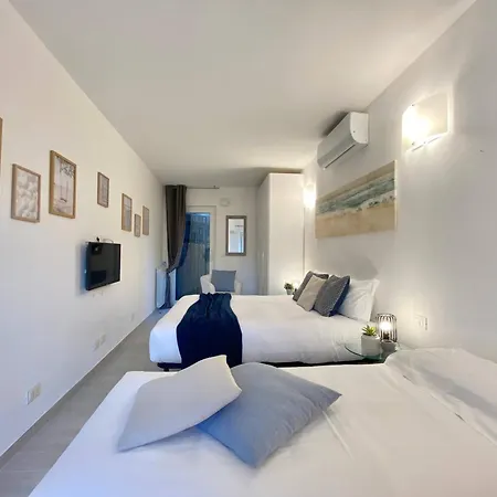 Apartment Casa Rosa, Peaceful Surrounded By Greenery With Free Parking, Wifi & Air Conditioning *