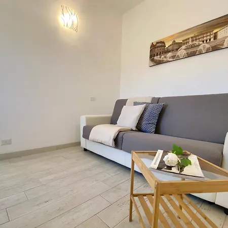 Apartment Casa Rosa, Peaceful Surrounded By Greenery With Free Parking, Wifi & Air Conditioning