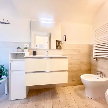 Casa Rosa, * Rapallo